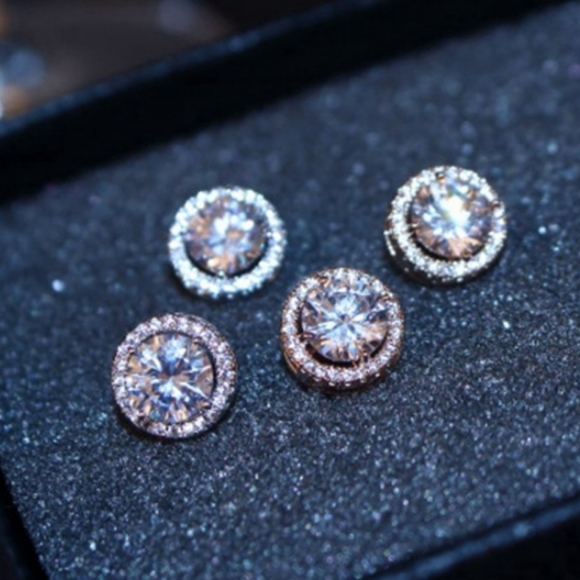 NEW GOLD PLATED ROUND DIAMOND HALO STUD EARRINGS - Picture 2 of 6